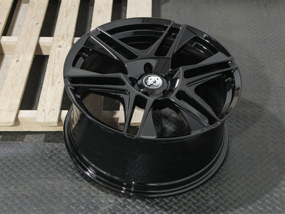 BLADE8 20" - Gloss Black