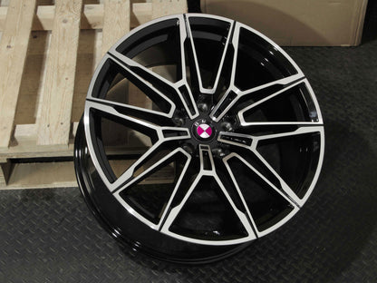 BM391 19" - Gloss Black Machined Face