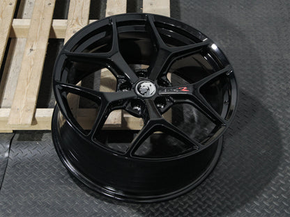 GTSR-M SF 20" - Gloss Black