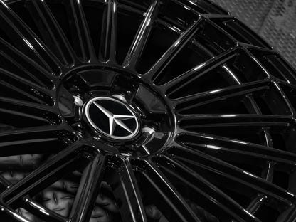MC877 20" - Gloss  Black
