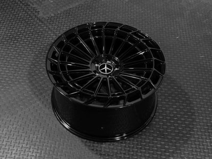 MC877 20" - Gloss  Black