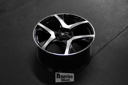 VF2 R8 20" - Gloss Black Machined Face