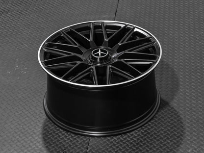 MC173 SF 19" - Satin Black Machined Lip