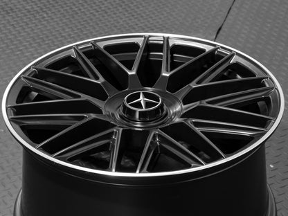 MC173 SF 19" - Satin Black Machined Lip